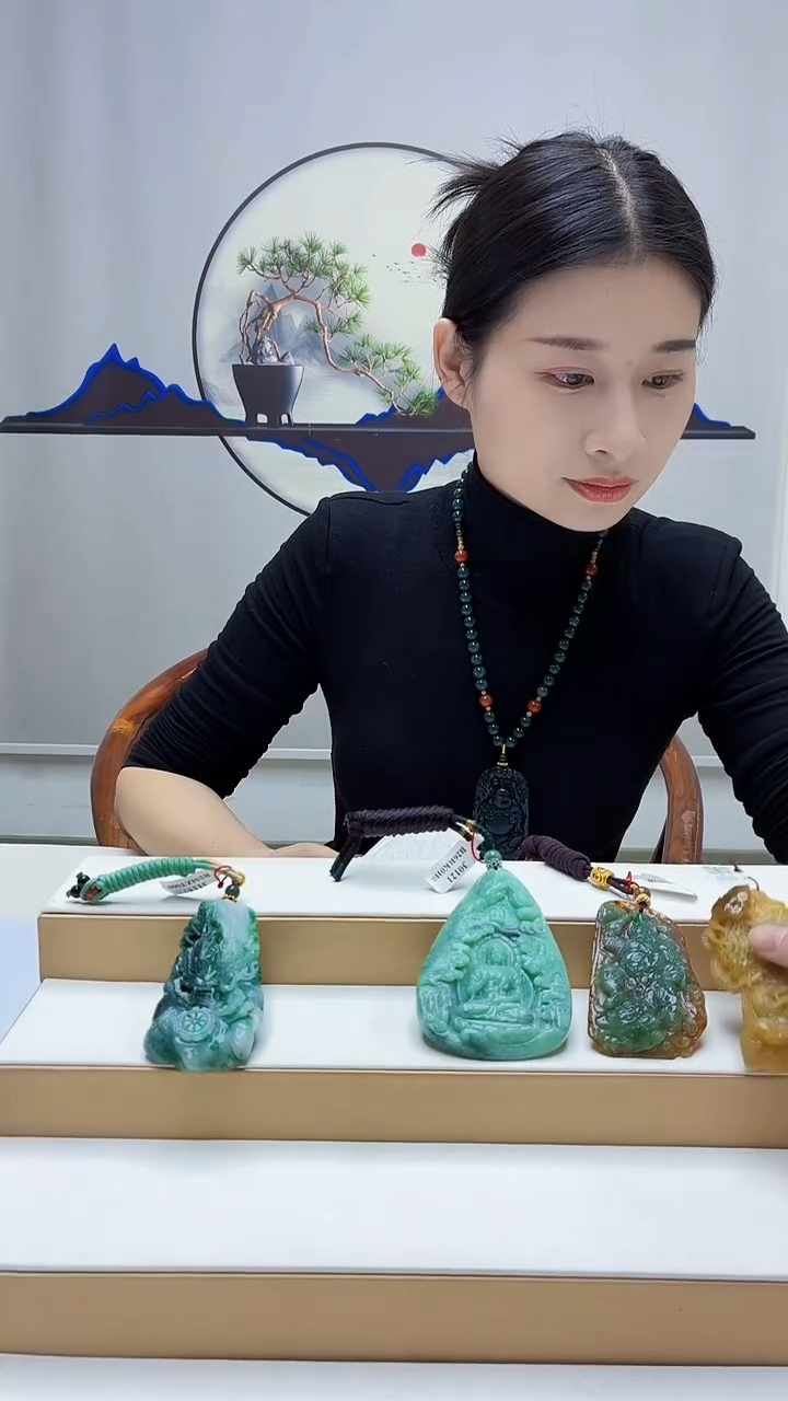 未镶嵌定制翡翠火*火4812zm-毛货挂件