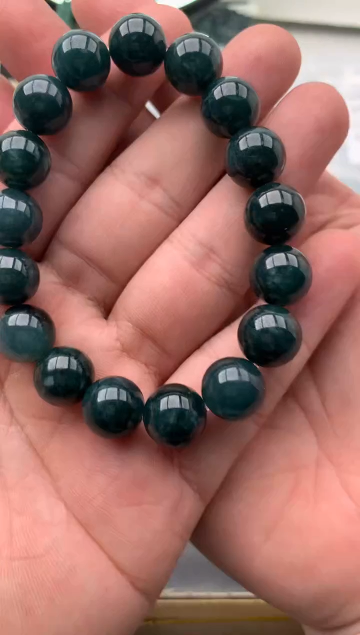 【闪购商品】翡翠颈饰未镶嵌手串