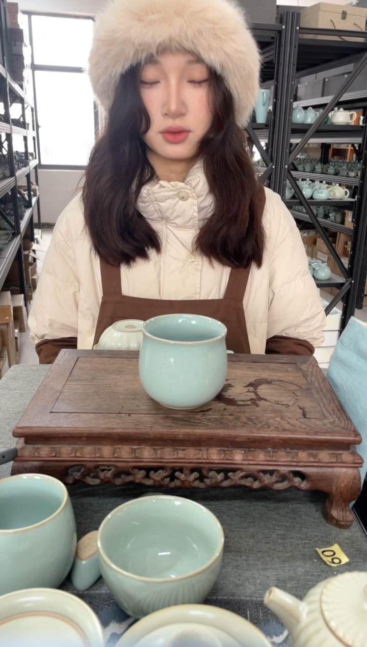 【闪购商品】瓷片天青大福袋杯。。。