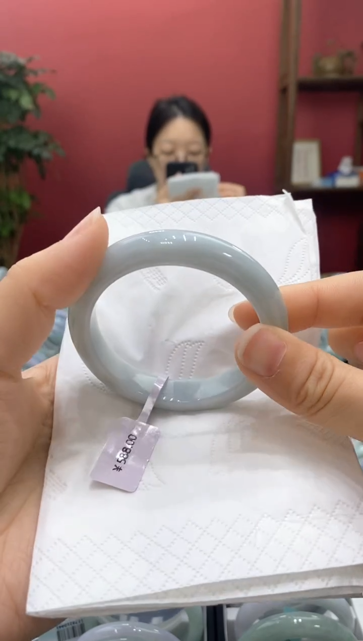 翡翠手镯未镶嵌00007134