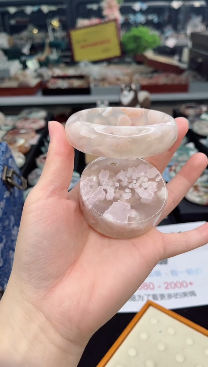 【闪购商品】石英质玉手镯未镶嵌61圈口（赠品镯心）3658092