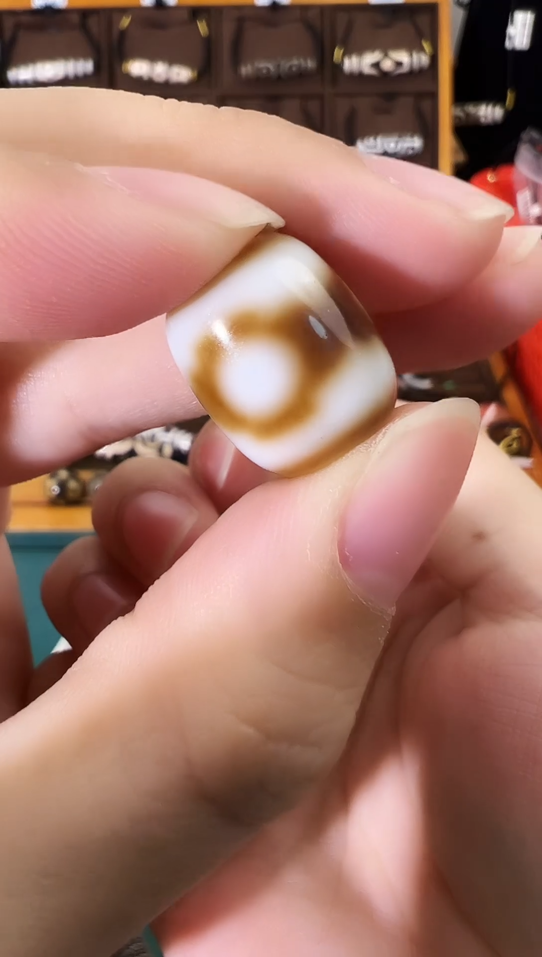 玛瑙/玉髓（覆膜）颈饰未镶嵌5微瑕