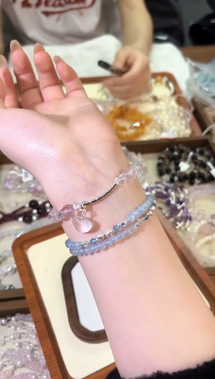 【闪购商品】水晶手链未镶嵌粉水晶爱心默认微瑕多样性发货