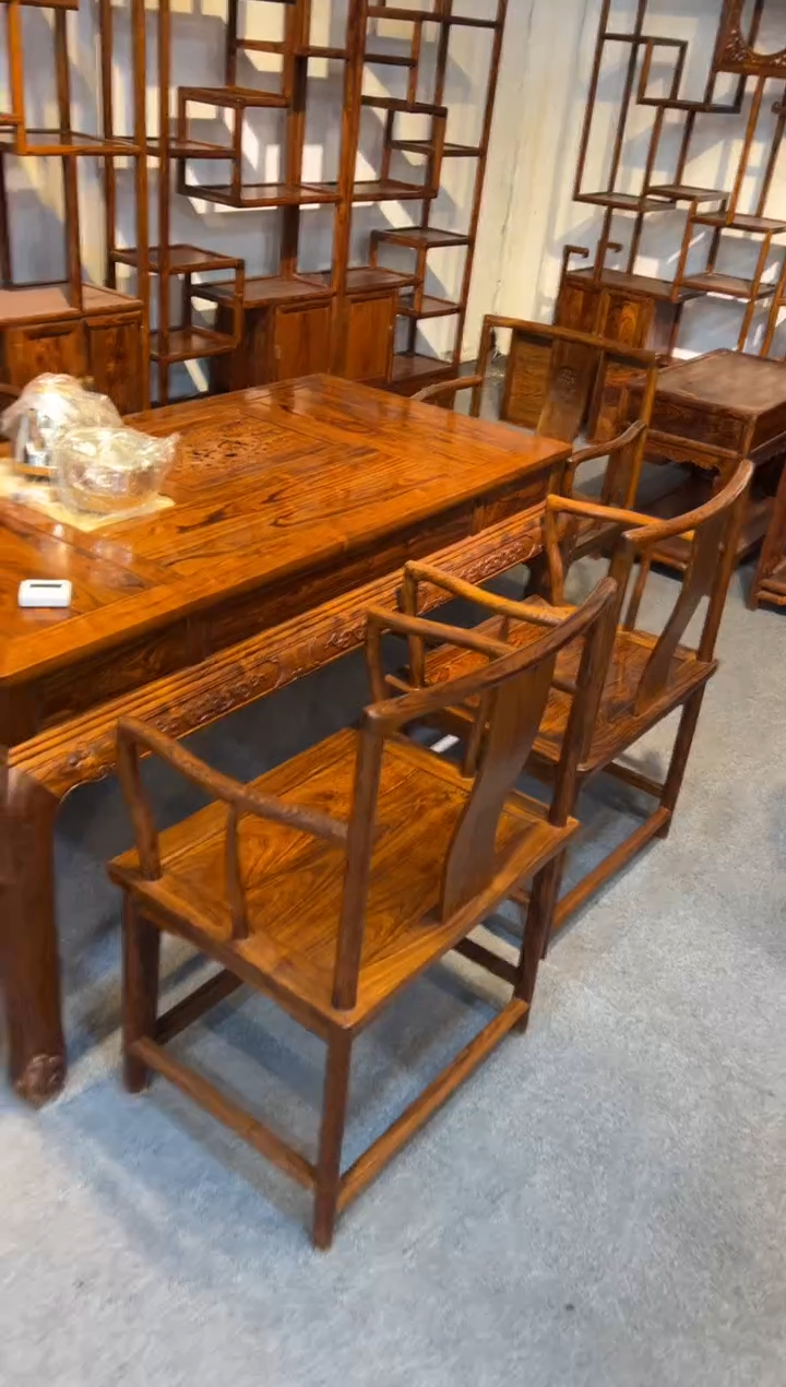 【闪购商品】花梨木类木雕茶桌一套