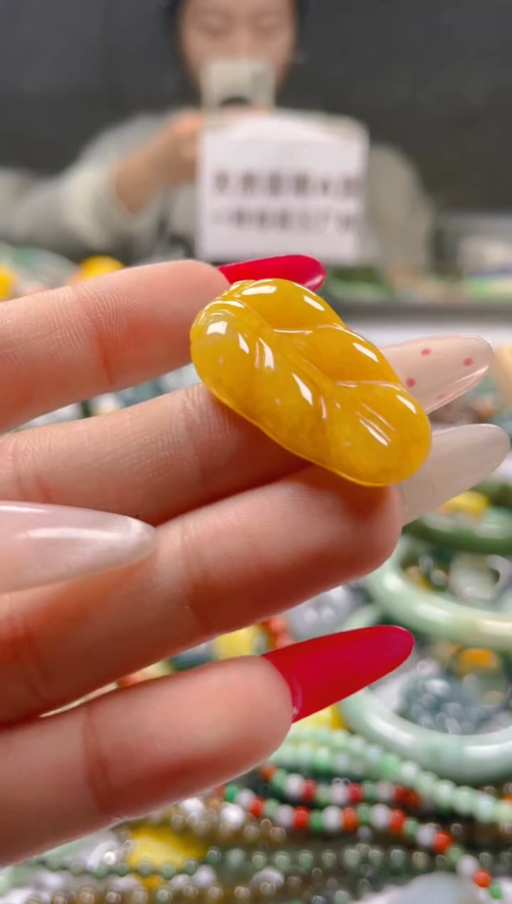 【闪购商品】翡翠颈饰未镶嵌/J/翡翠A货一图一物