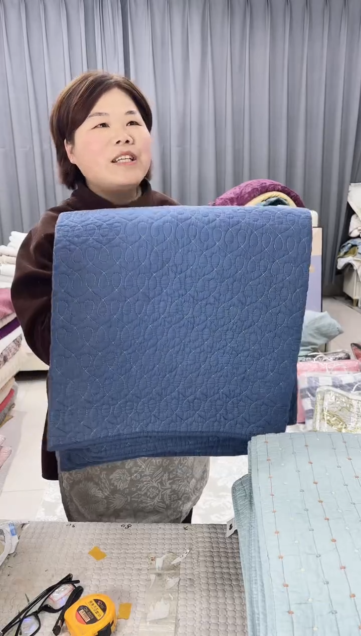 棉1.8*2.0蓝色纯棉床盖