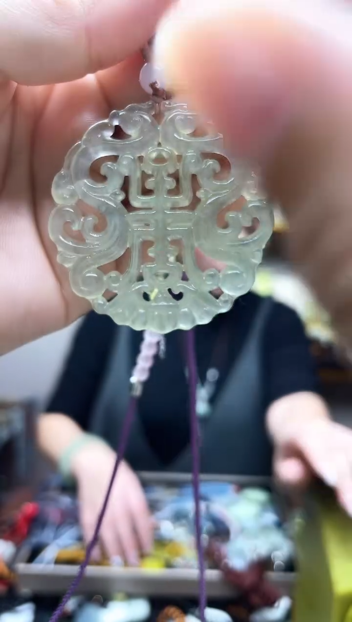 未镶嵌岫玉吊坠·