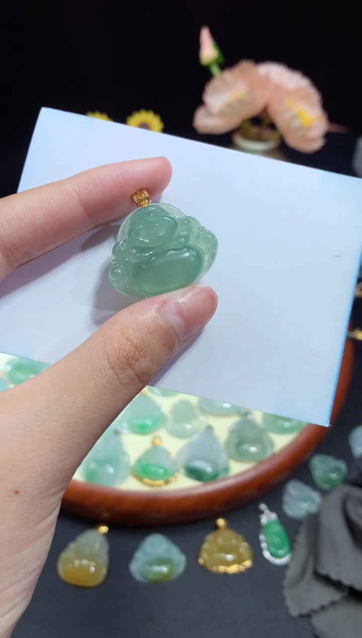 【闪购商品】翡翠颈饰未镶嵌佛公