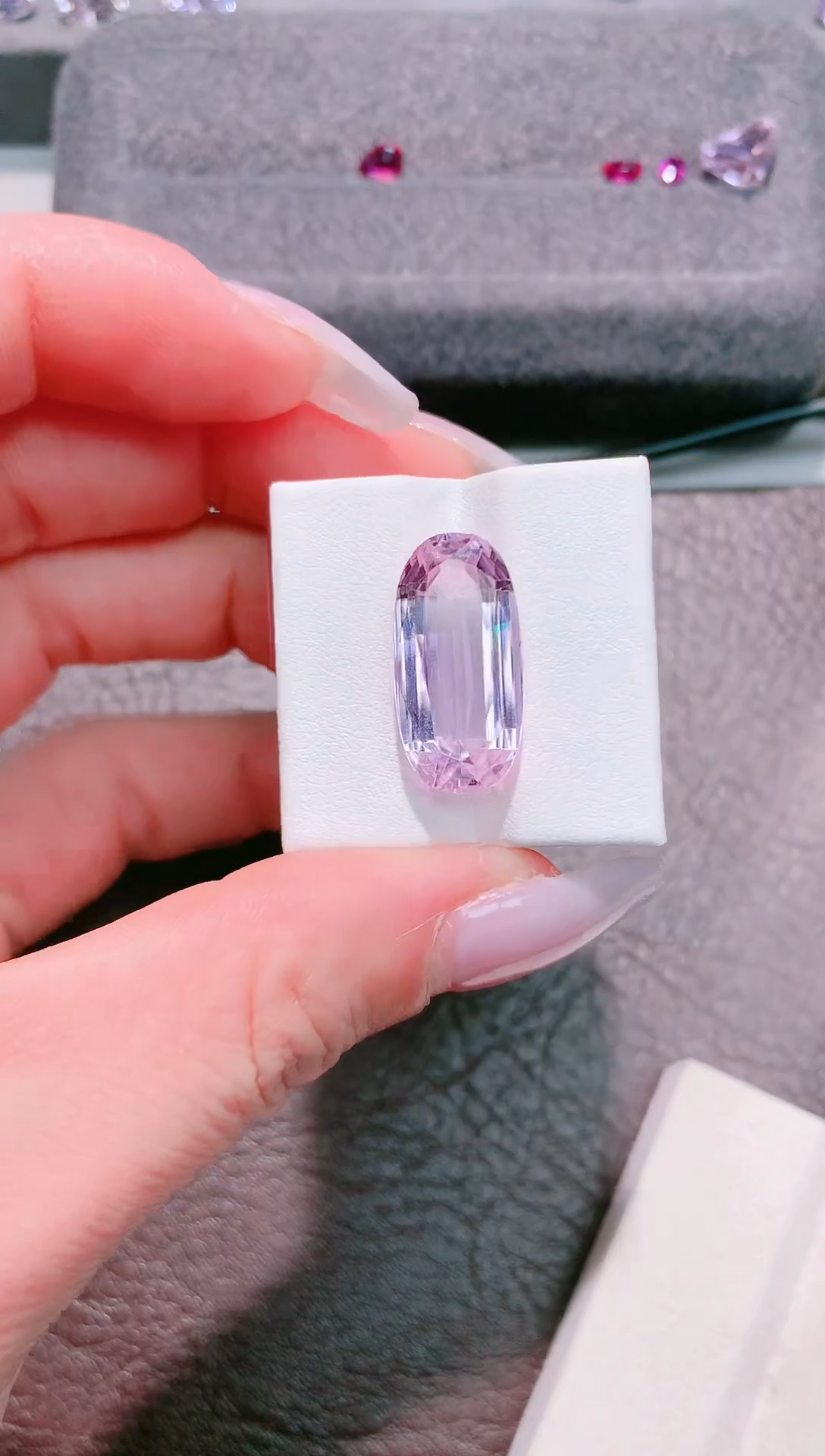 未镶嵌锂辉石裸石14.91ct