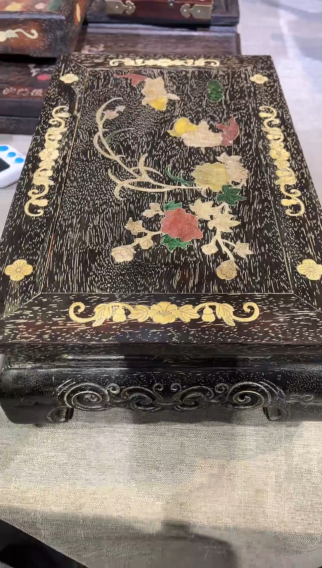 檀香紫檀（小叶紫檀）民****师紫檀镶嵌荷花炕桌