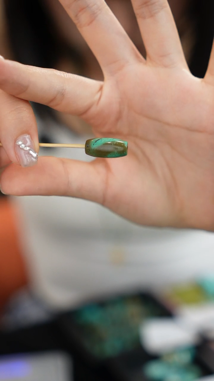 玛瑙/玉髓桶珠未镶嵌绿松高度18直径9