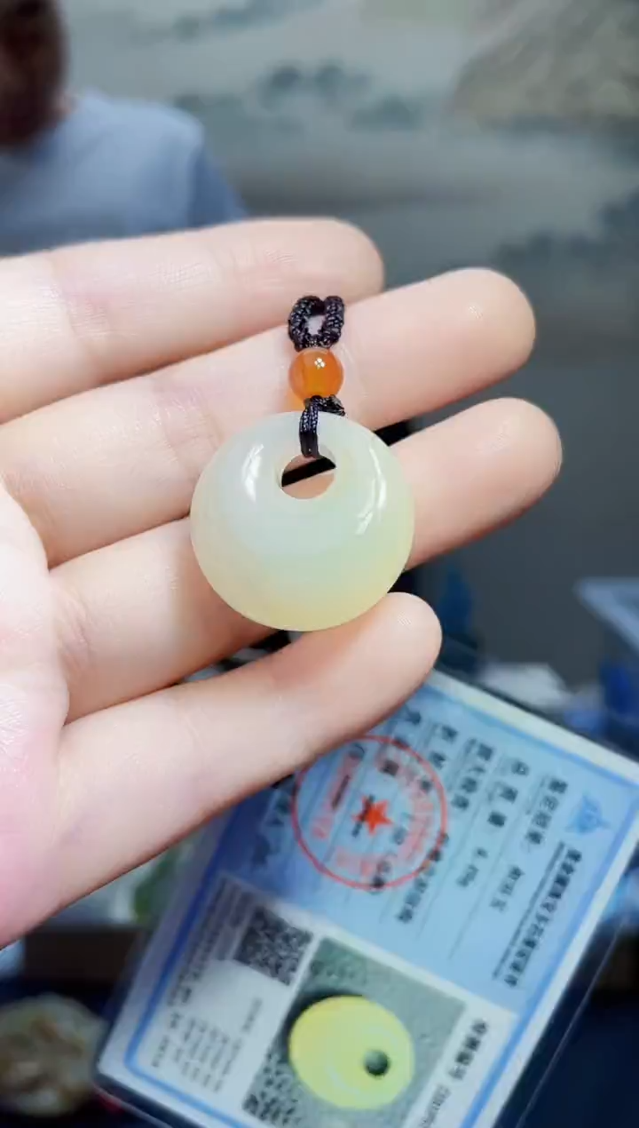 和田玉未镶嵌颈饰1