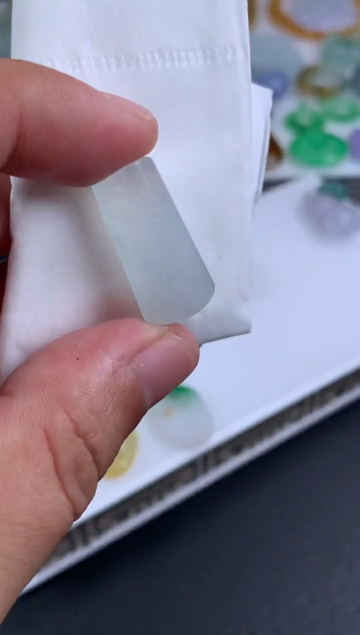 【闪购商品】定制翡翠未镶嵌翡翠