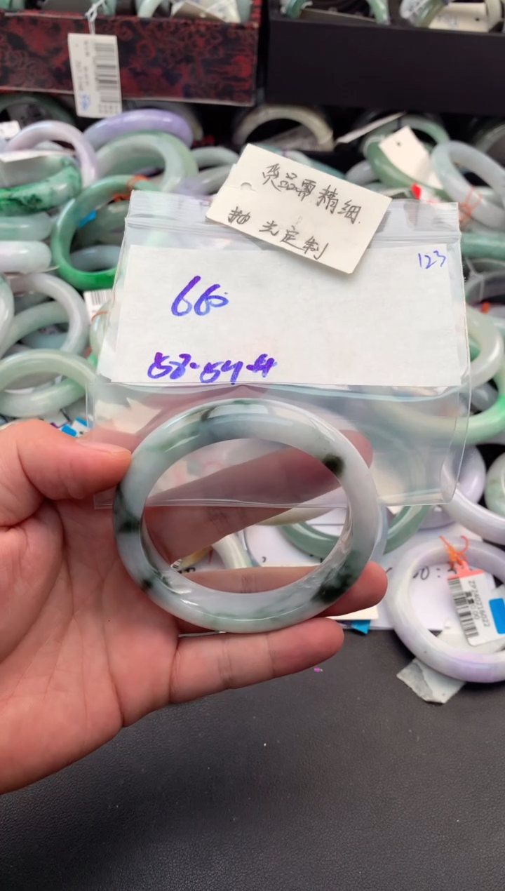 【闪购商品】定制翡翠未镶嵌毛货需精细抛光+多人