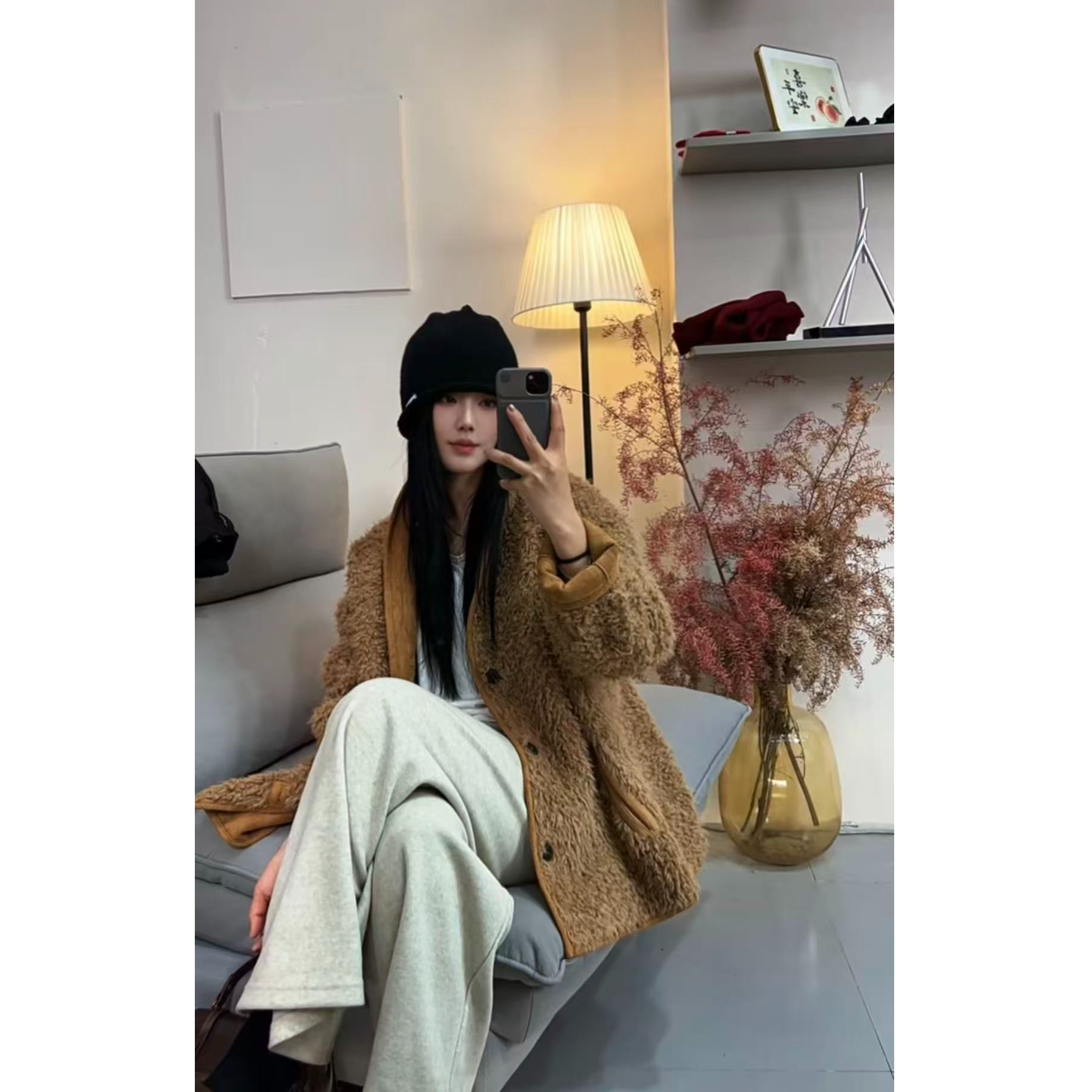 慵懒风羊羔绒外套女冬2025新款V领加厚皮毛一体环保毛毛皮草上衣