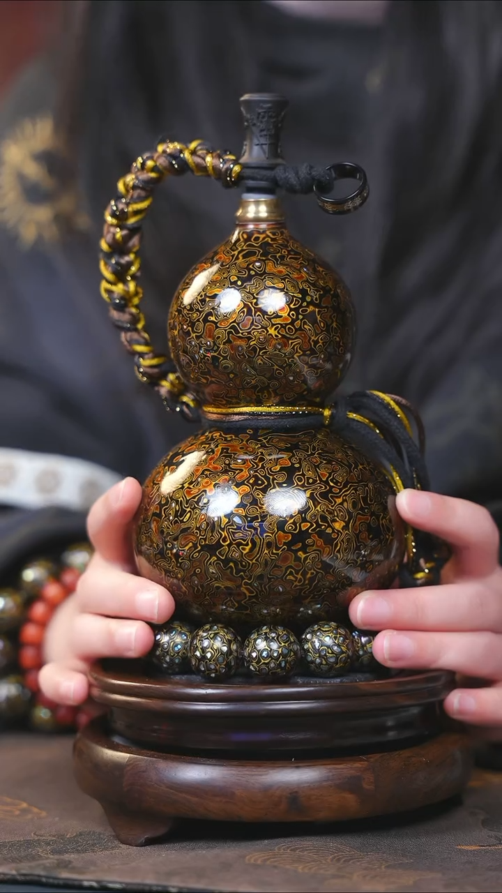 【闪购商品】YF183漆艺酒葫芦不包手串及旋转底座