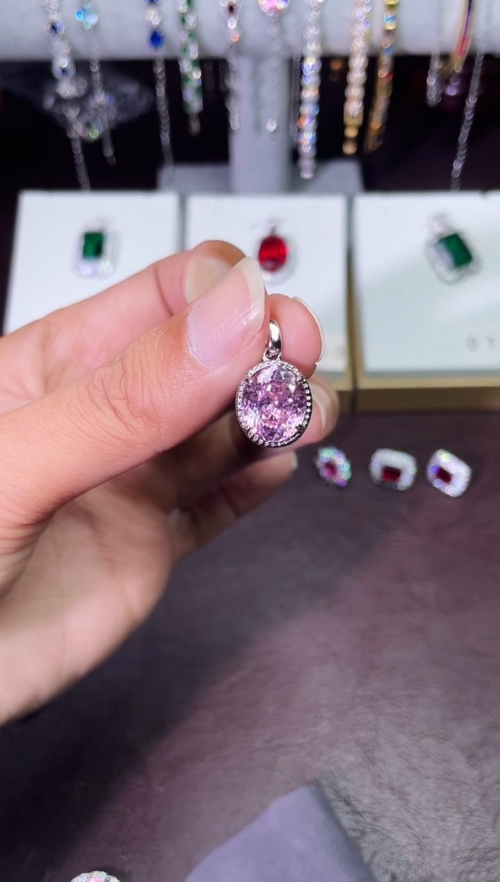 合金合成钻石干枯玫瑰吊坠