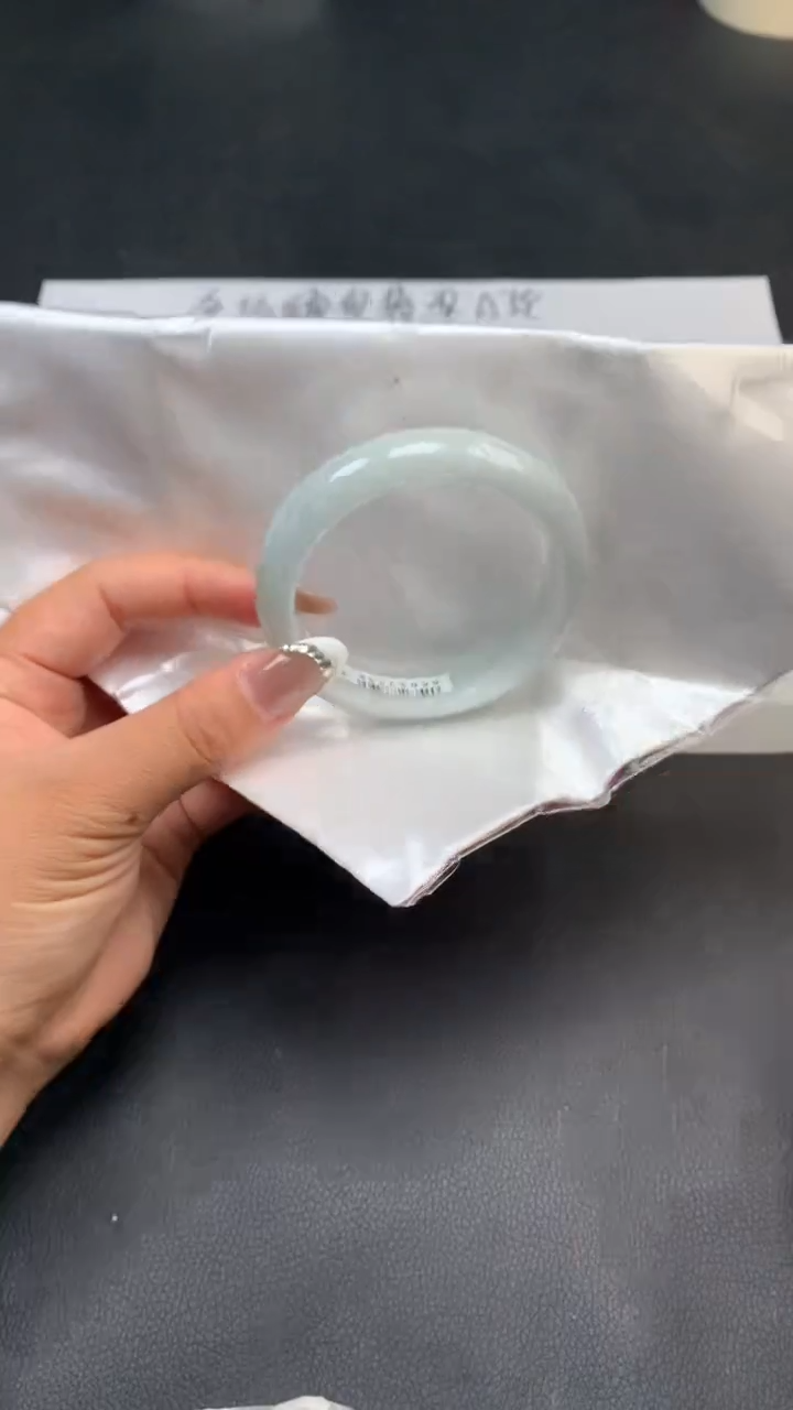 【闪购商品】翡翠手镯未镶嵌天然缅甸A货翡翠手镯