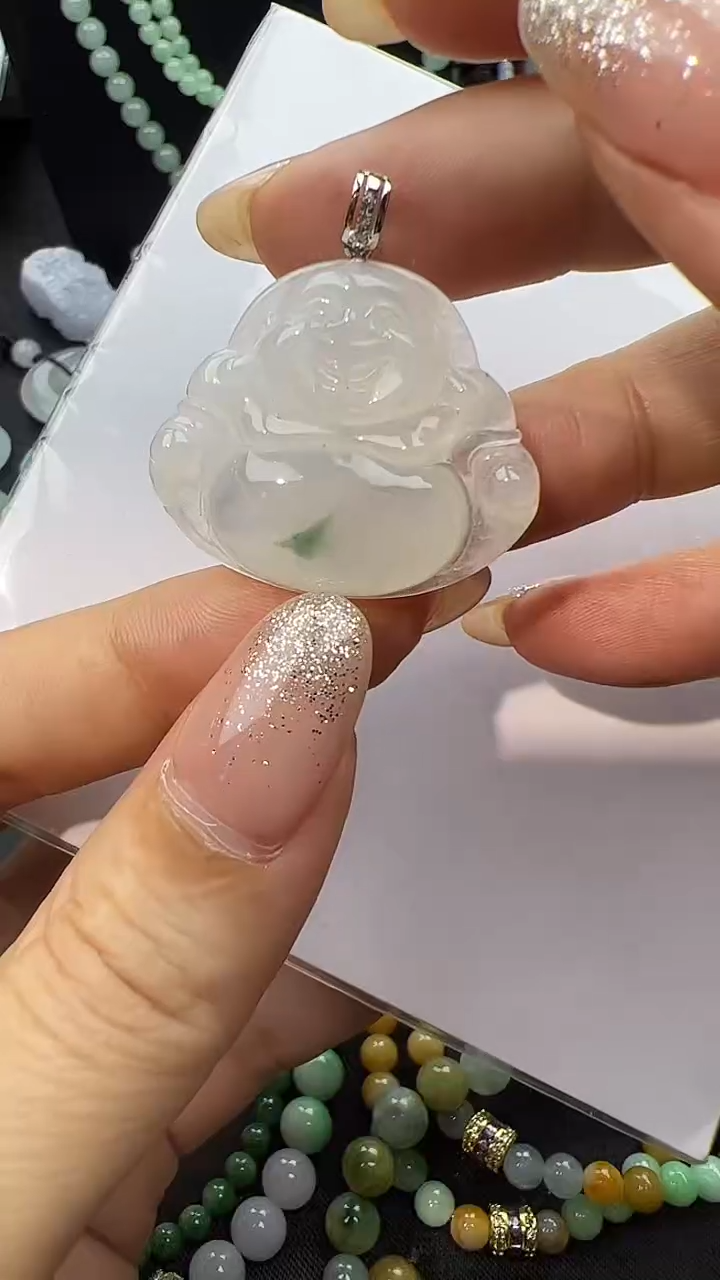 颈饰18K金镶嵌翡翠佛公