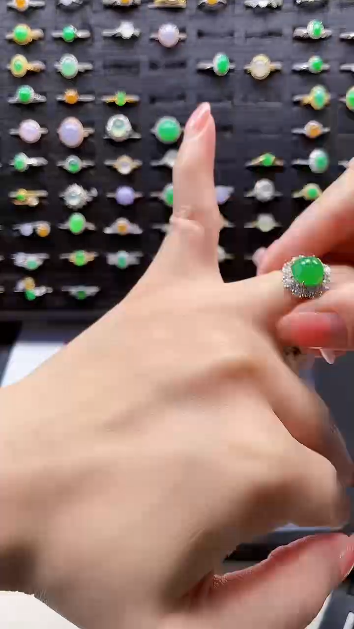 【闪购商品】翡翠戒指银S925镶嵌5513