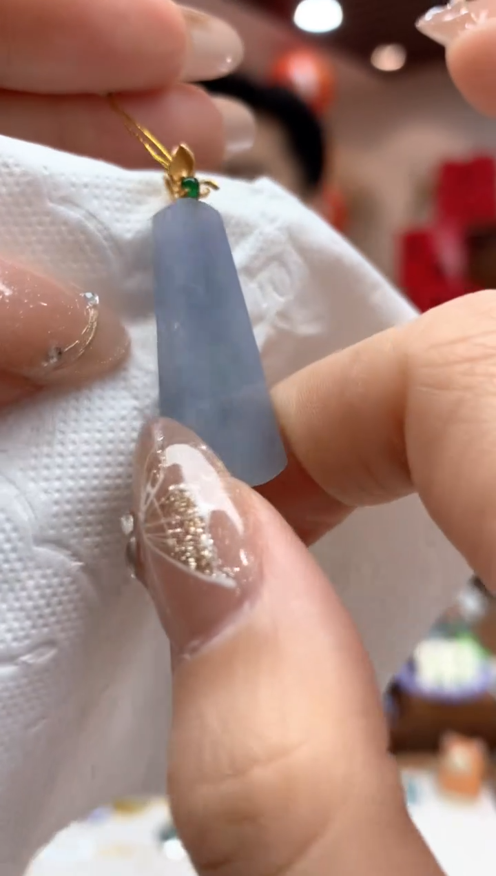 【闪购商品】翡翠吊坠(不含链)18K金镶嵌无事牌