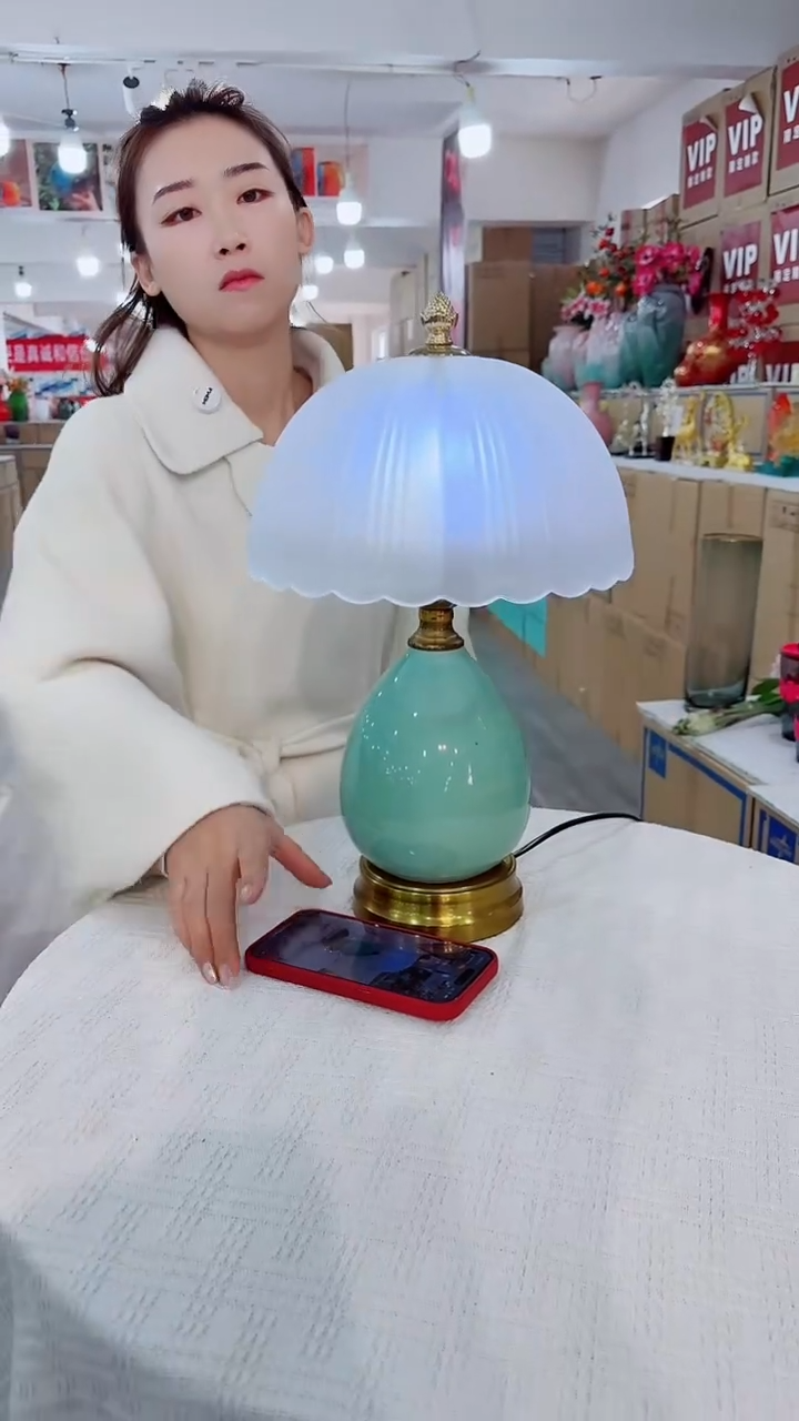 有机玻璃昕洋花瓶花器C-早2