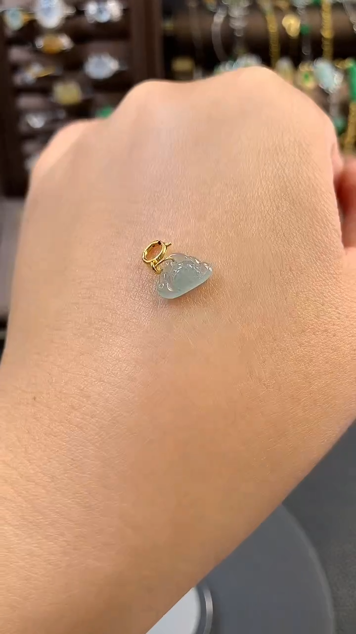 颈饰银S925镶嵌翡翠?*辰16085