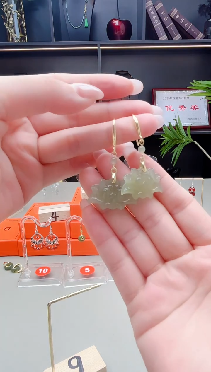 未镶嵌和田玉耳饰碧玉荷花