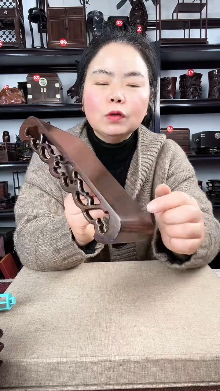 【闪购商品】木1221老李红木工艺品