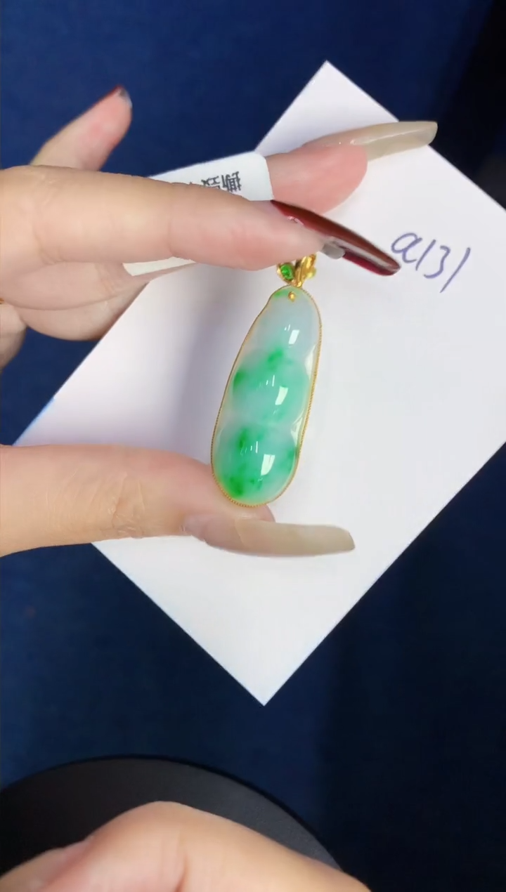 【闪购商品】翡翠颈饰18K金镶嵌0000000000