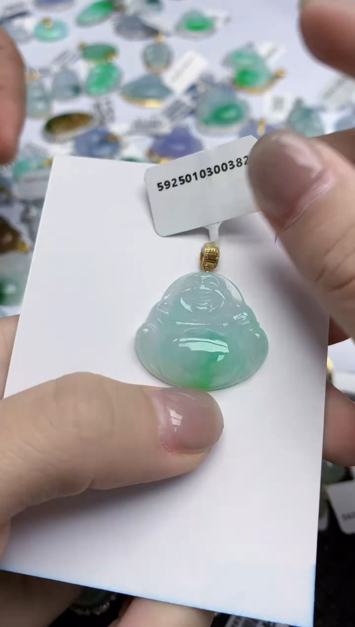 【闪购商品】翡翠颈饰18K金镶嵌天然翡翠A货