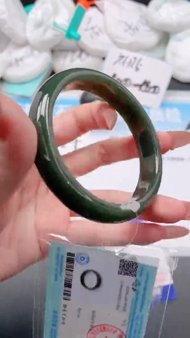 未镶嵌手镯和田玉25W68-58