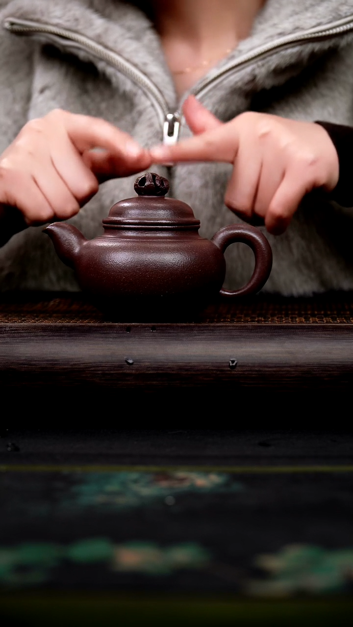 茶壶紫砂 大水潭紫泥 道洪 210cc