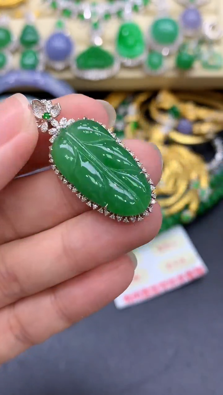 颈饰18K金镶嵌翡翠413-中国好珍宝