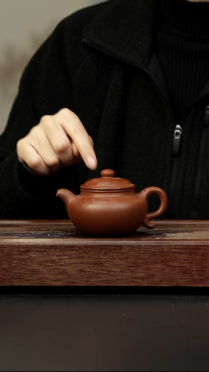茶壶紫砂红降坡 仿古