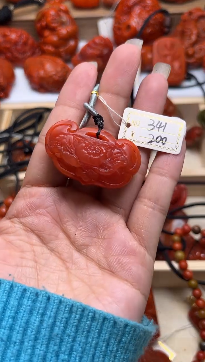 【闪购商品】南红玛瑙珠宝奇石未镶嵌341