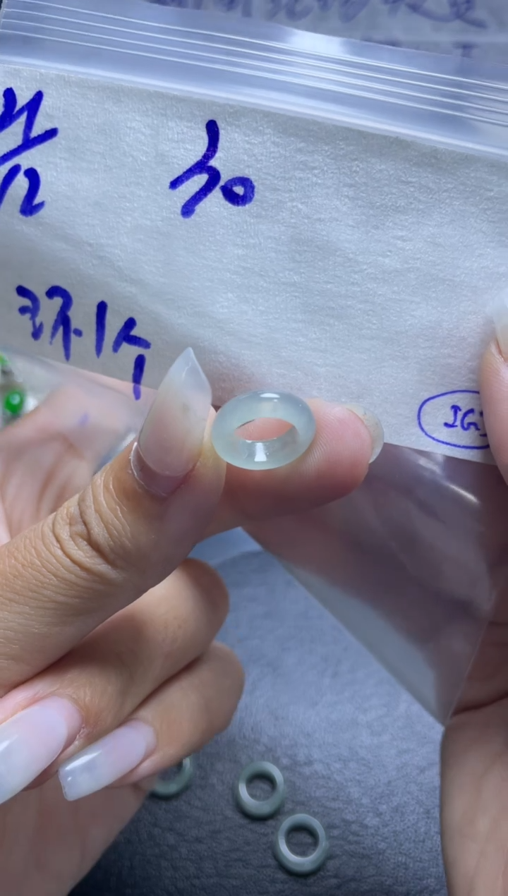 未镶嵌定制翡翠戒圈