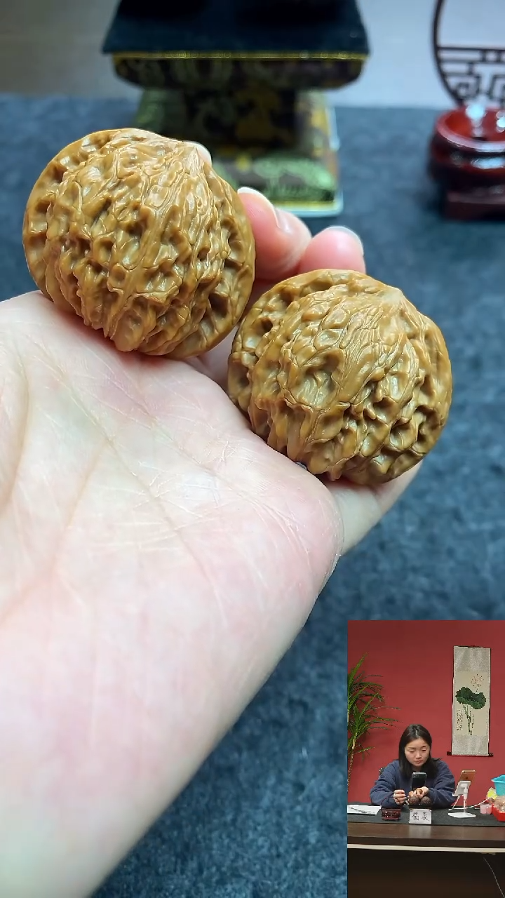 【闪购商品】文玩核桃把件40磨盘