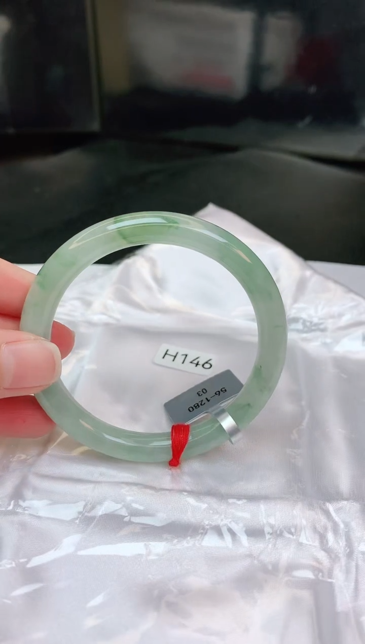 【闪购商品】翡翠手镯未镶嵌缅甸天然A货手镯