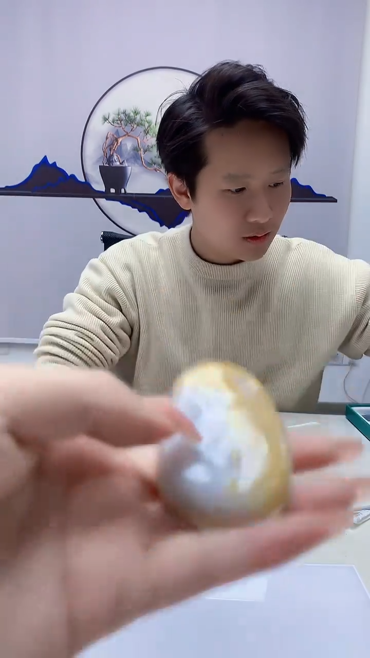 【闪购商品】定制翡翠未镶嵌1502DD-毛货挂件