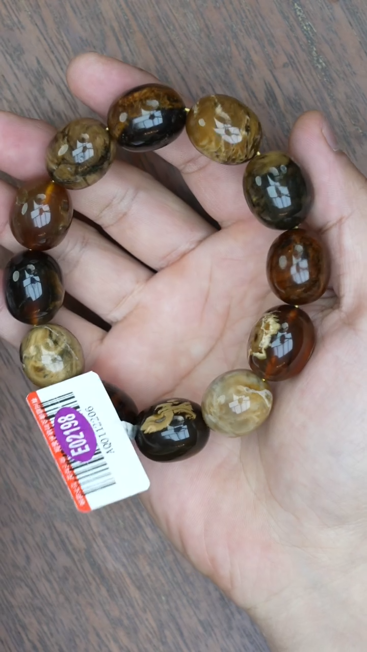 【闪购商品】琥珀裸石未镶嵌溶洞枣珠微瑕手串多样性发其一