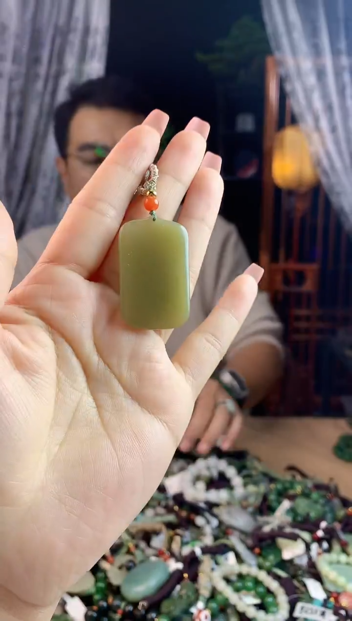 【闪购商品】和田玉挂件未镶嵌多样性发货拍一发一