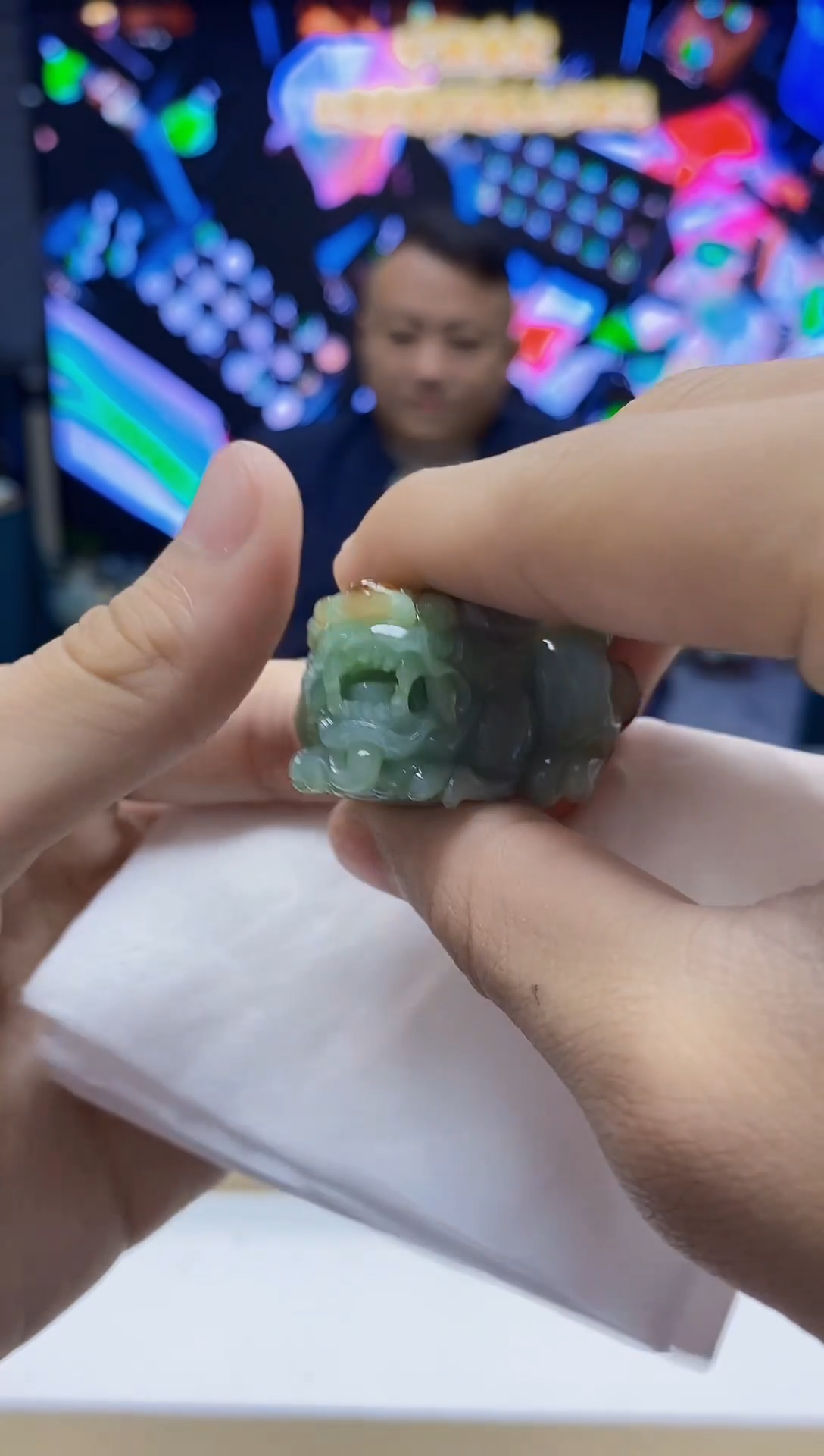 未镶嵌定制翡翠-毛货挂件12