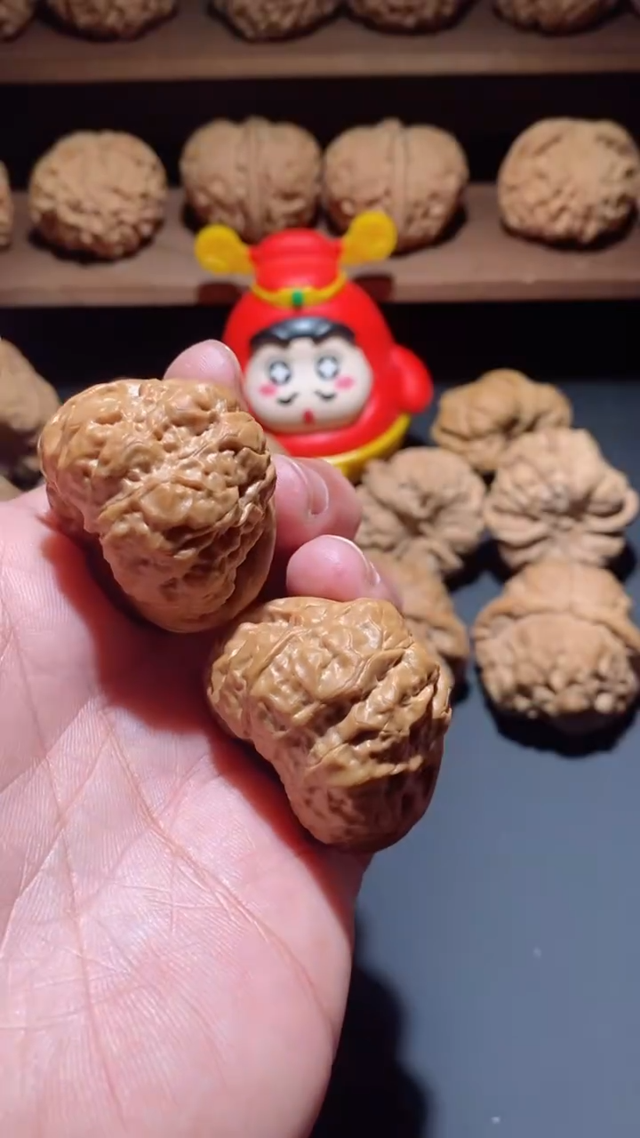 【闪购商品】文玩核桃把件蛤蟆头1004