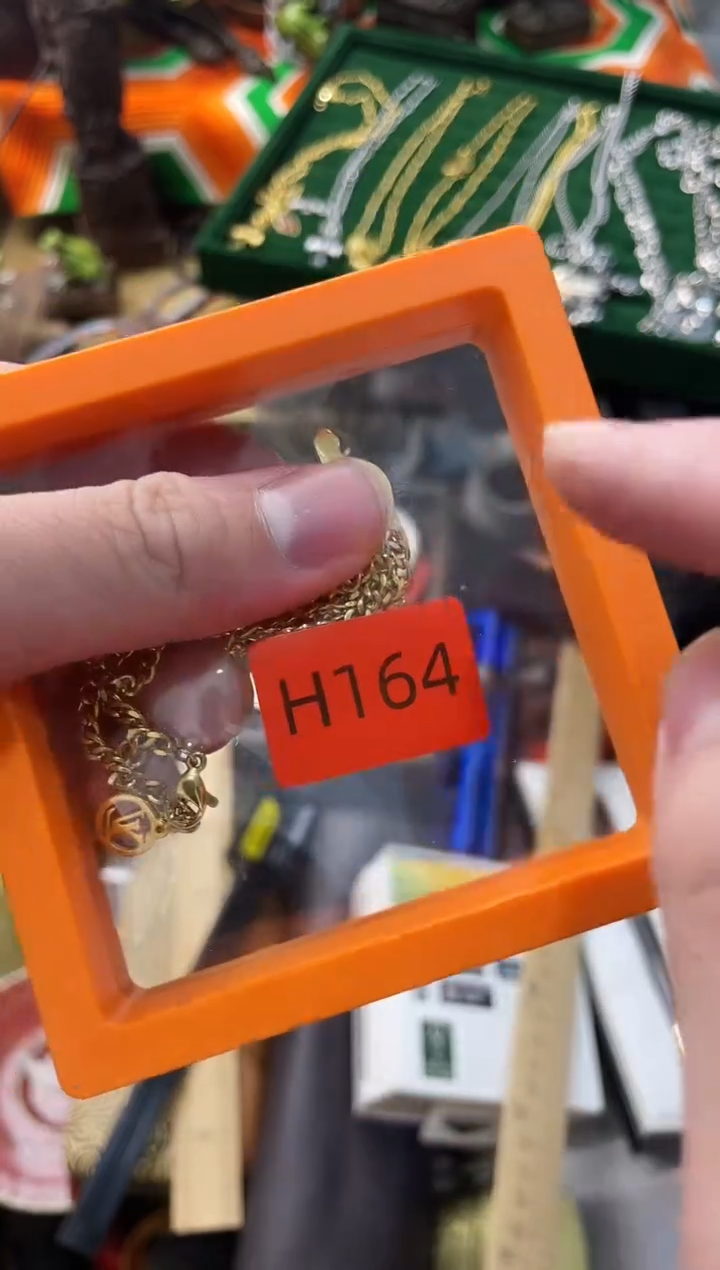 【闪购商品】瓷片新永华世家小舅子家208