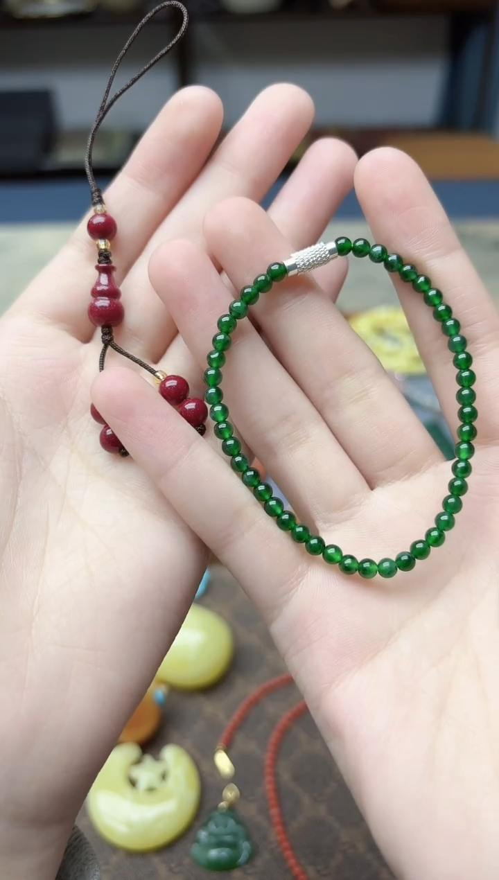 天然辰砂石*朱砂挂件YD