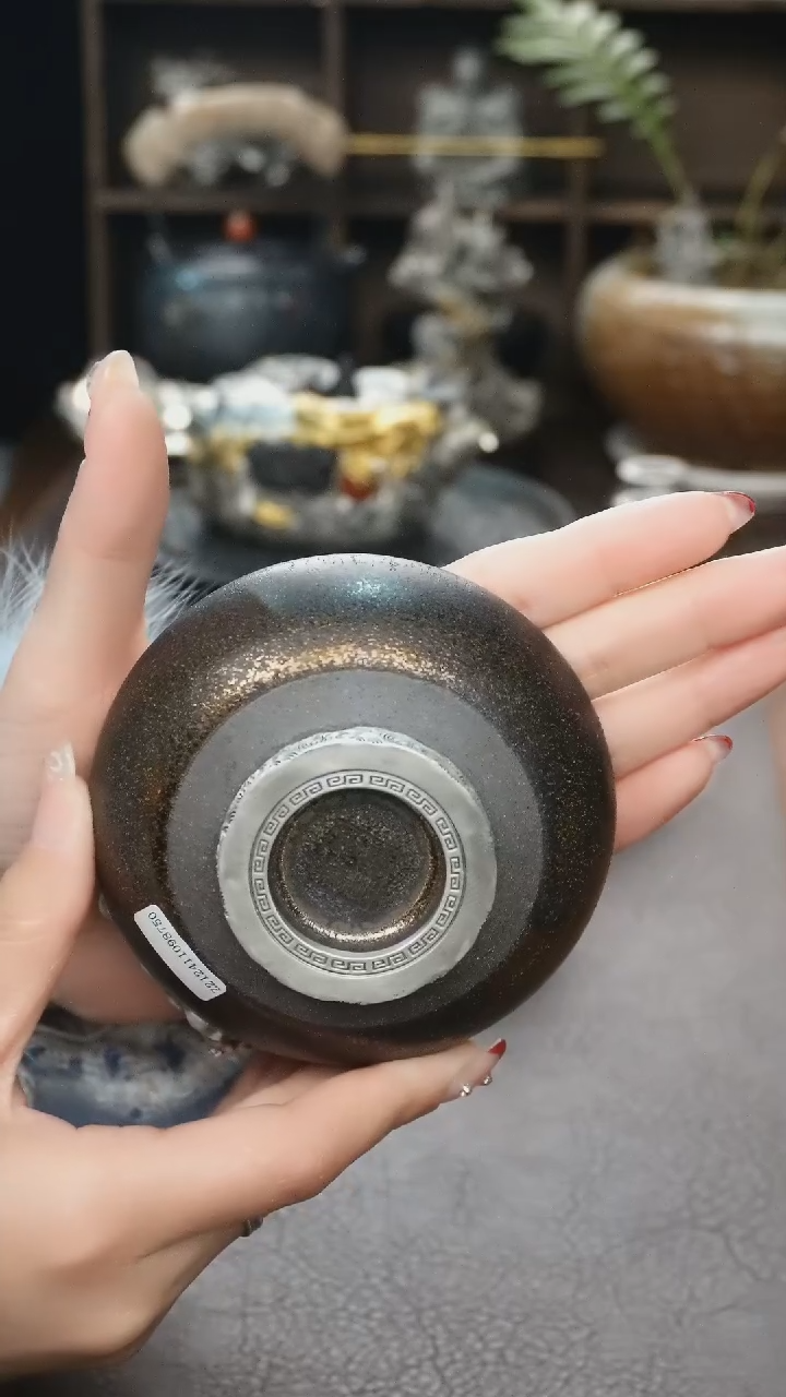 【闪购商品】境秋黑陶主人杯高定