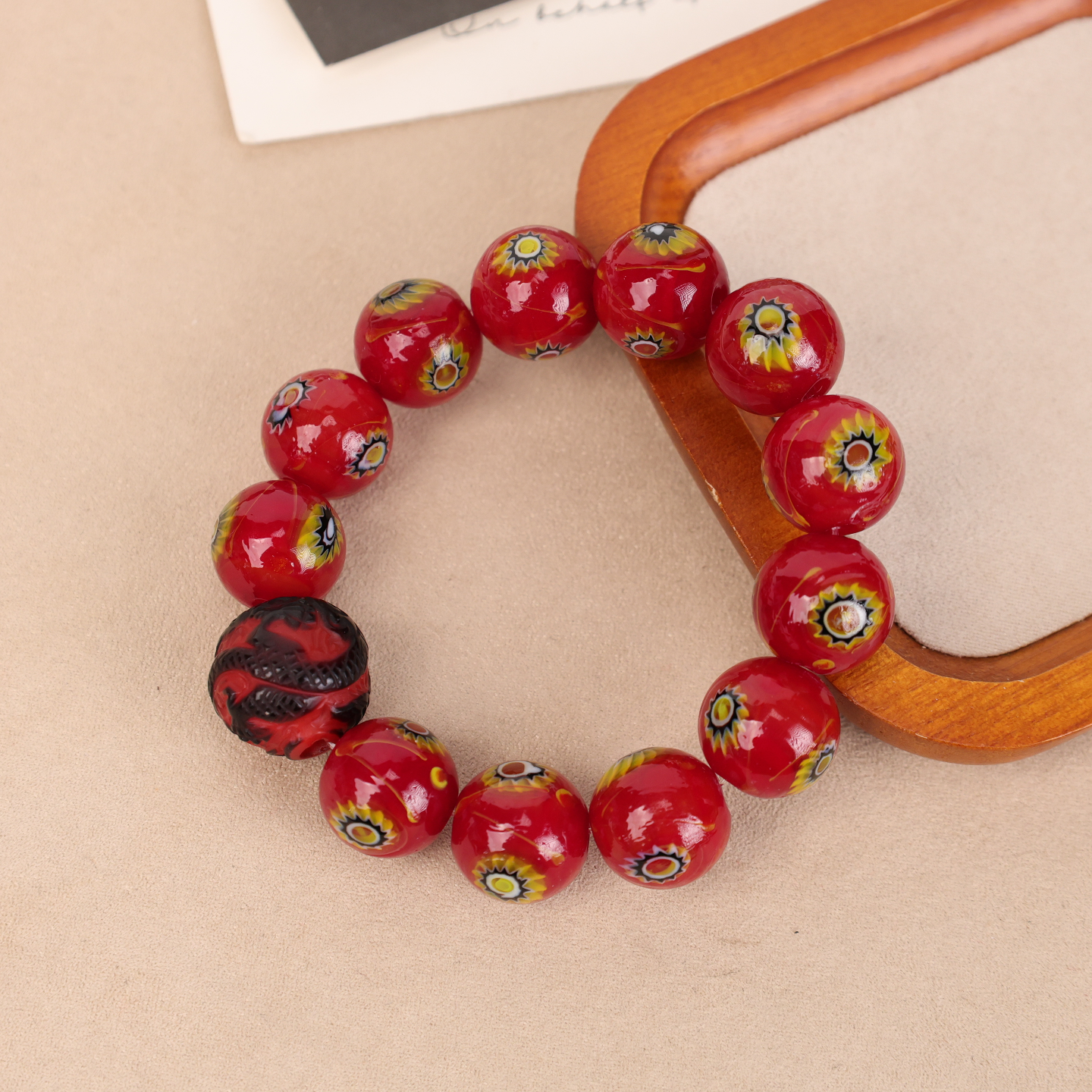 合金手链 玉楼东合金手链 LZ2666 黑红雕刻珠红色凤眼琉璃手链 雕