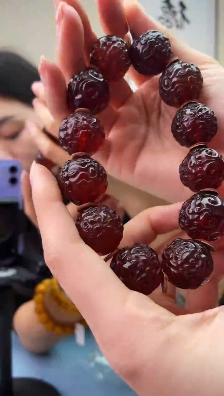 琥珀未镶嵌珠宝奇石T058 20假一罚十，多样性发一件