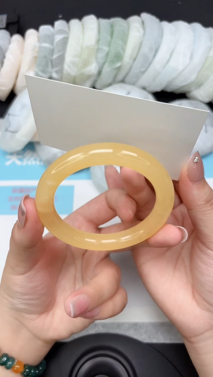 未镶嵌手镯石英质玉120-54.8